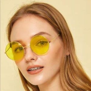 Round sunglasses NEVER WORN